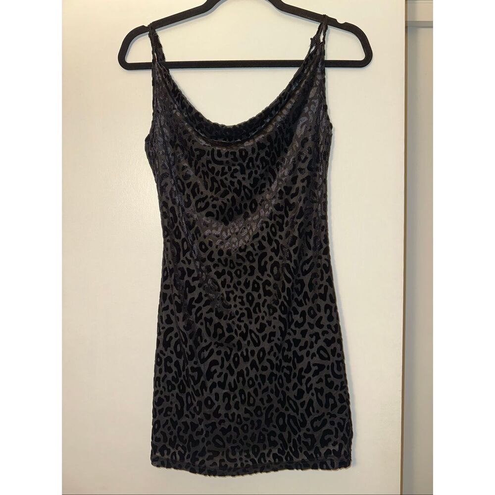 SHEIN Women’s Small Black Embossed Cheetah Print Spaghetti Strap Mini Dress EUC